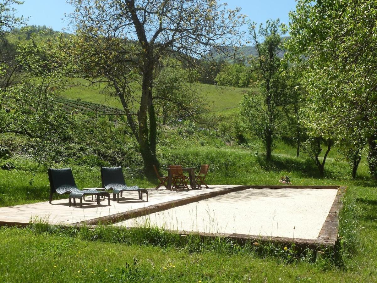 Entre Terre Et Ciel Bed & Breakfast Remuzat Exterior photo